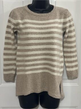 Cozy Stripe Crewneck Sweater - Beige & Cream
